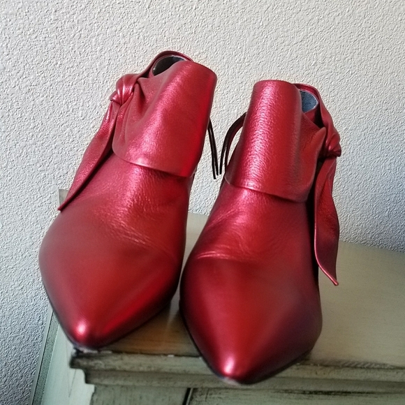 PAIGE Catrine Candy Apple Red Booties - Picture 9 of 16